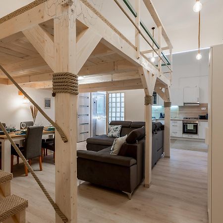 Goldcentral Apartment Danube بودابست المظهر الخارجي الصورة